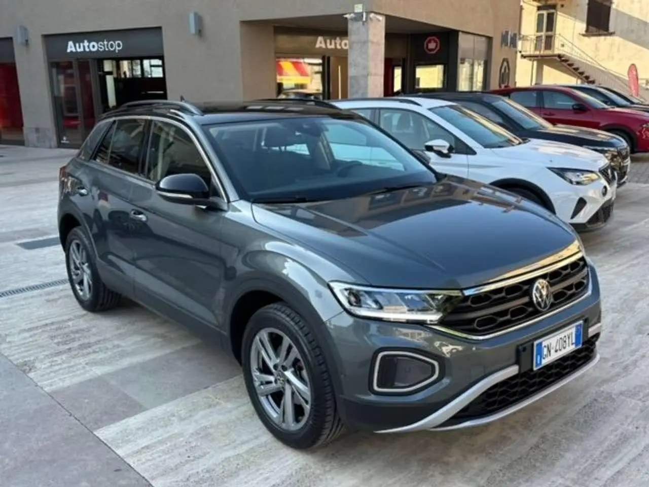 Photo 1 : Volkswagen T-roc 2023 Diesel