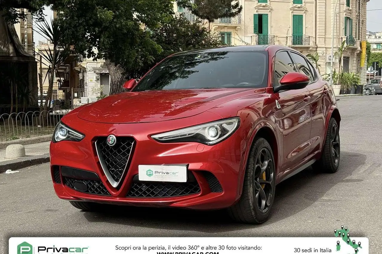 Photo 1 : Alfa Romeo Stelvio 2018 Essence