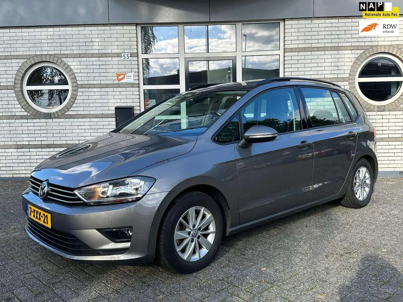 Photo 1 : Volkswagen Golf 2014 Petrol