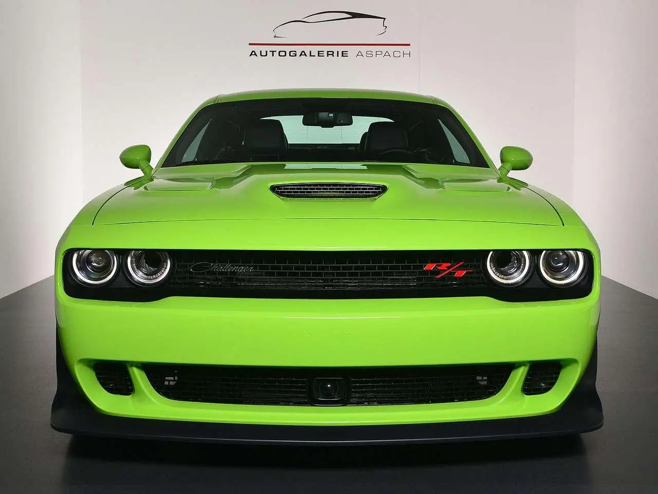 Photo 1 : Dodge Challenger 2024 Essence