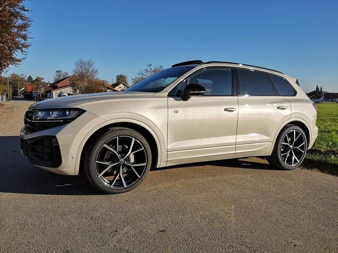 Photo 1 : Volkswagen Touareg 2024 Diesel