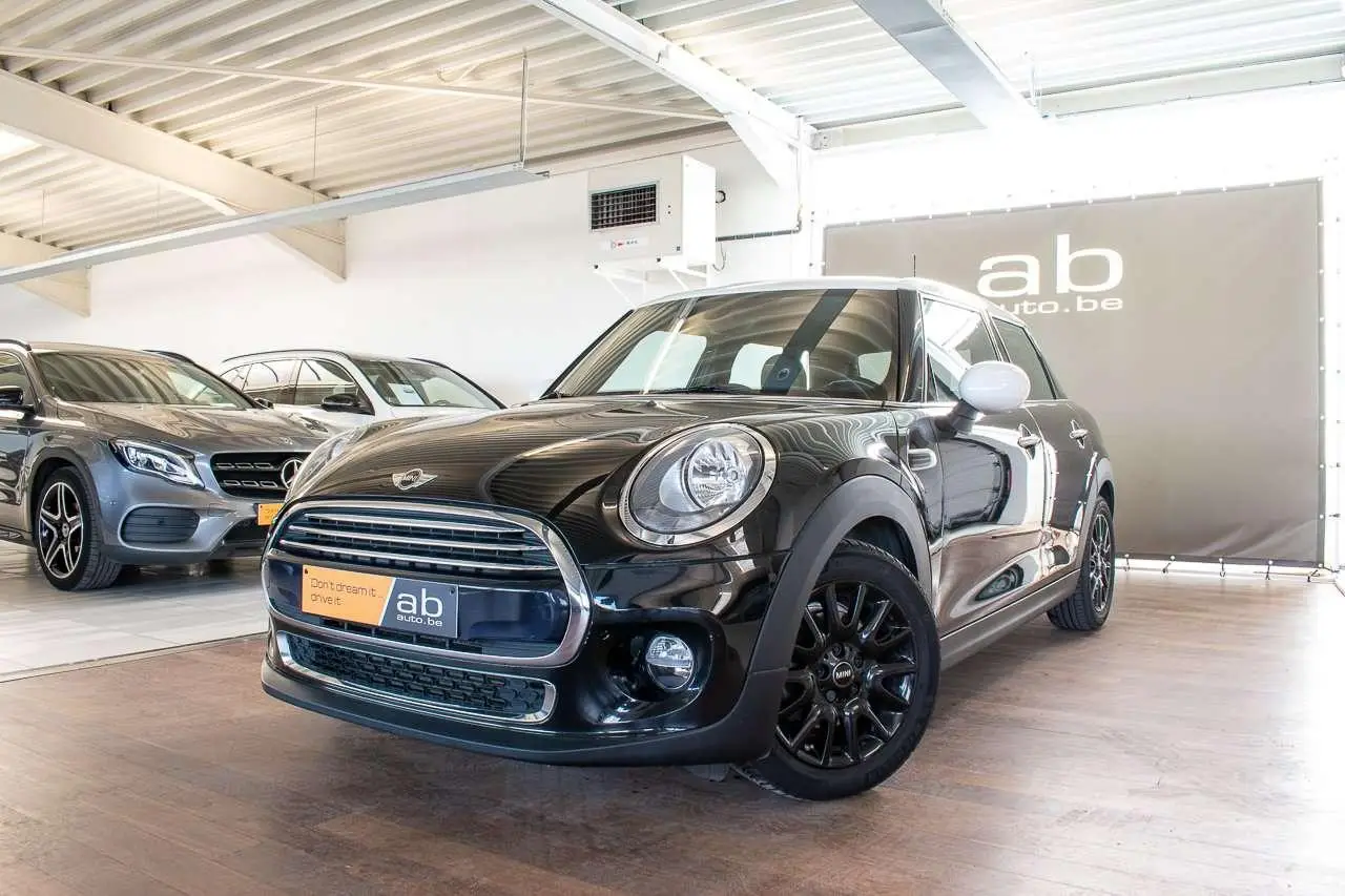 Photo 1 : Mini Cooper 2016 Essence