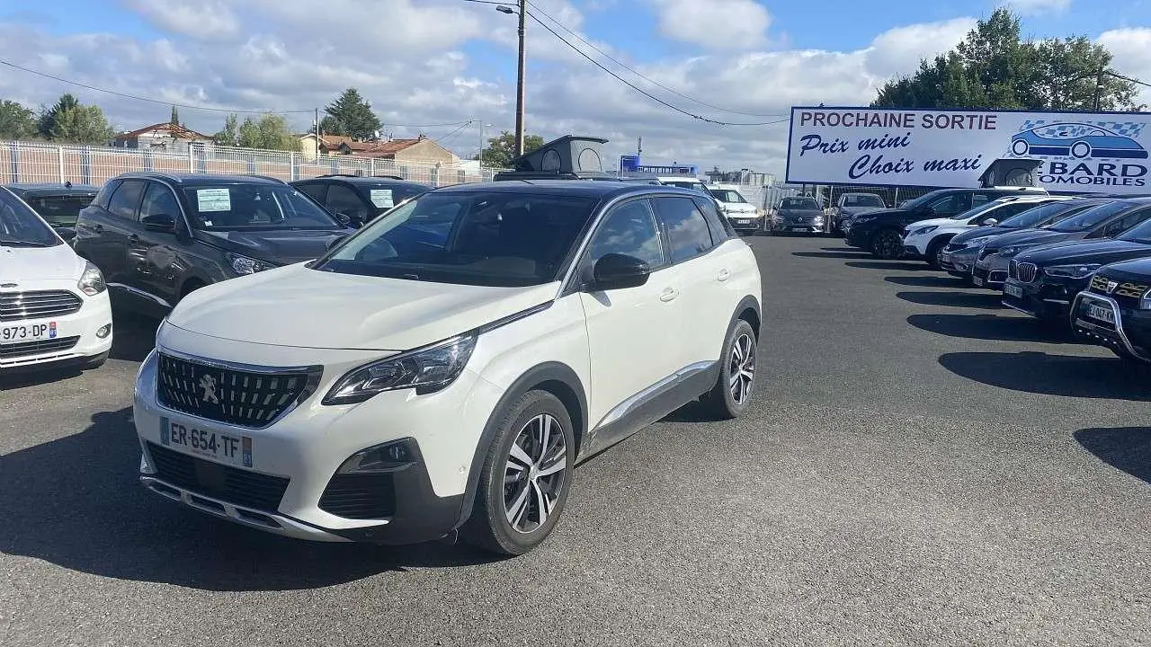 Photo 1 : Peugeot 3008 2017 Diesel