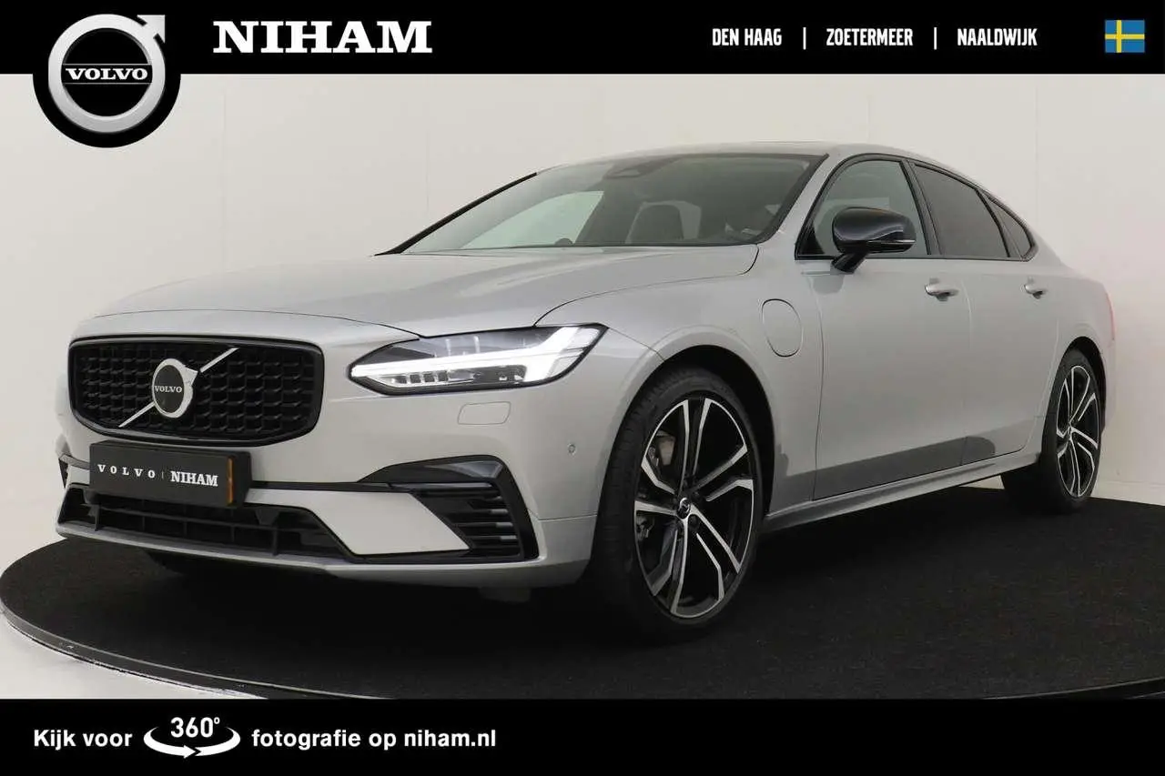 Photo 1 : Volvo S90 2024 Hybrid