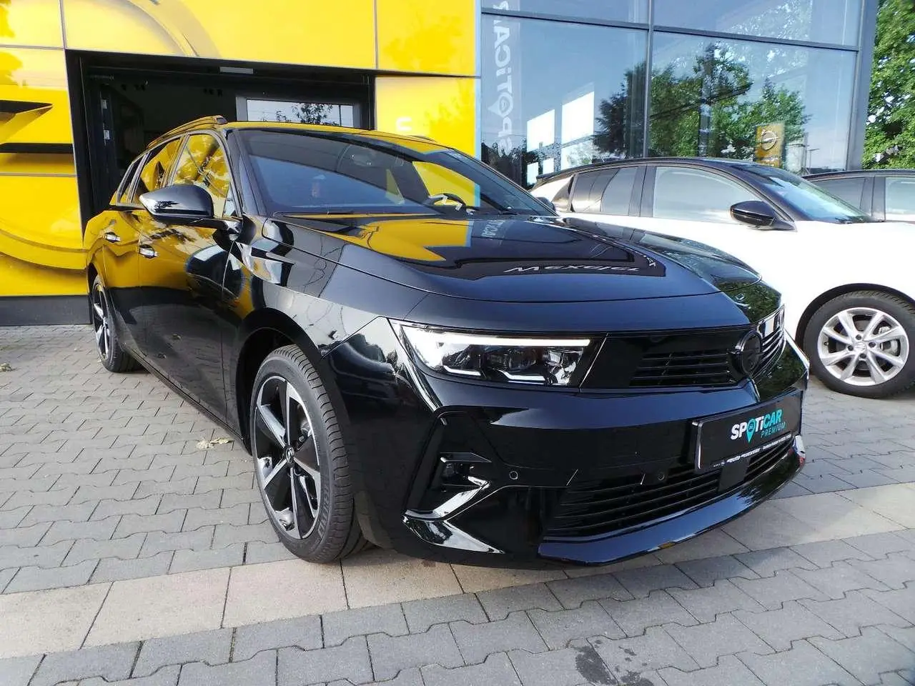 Photo 1 : Opel Astra 2024 Essence