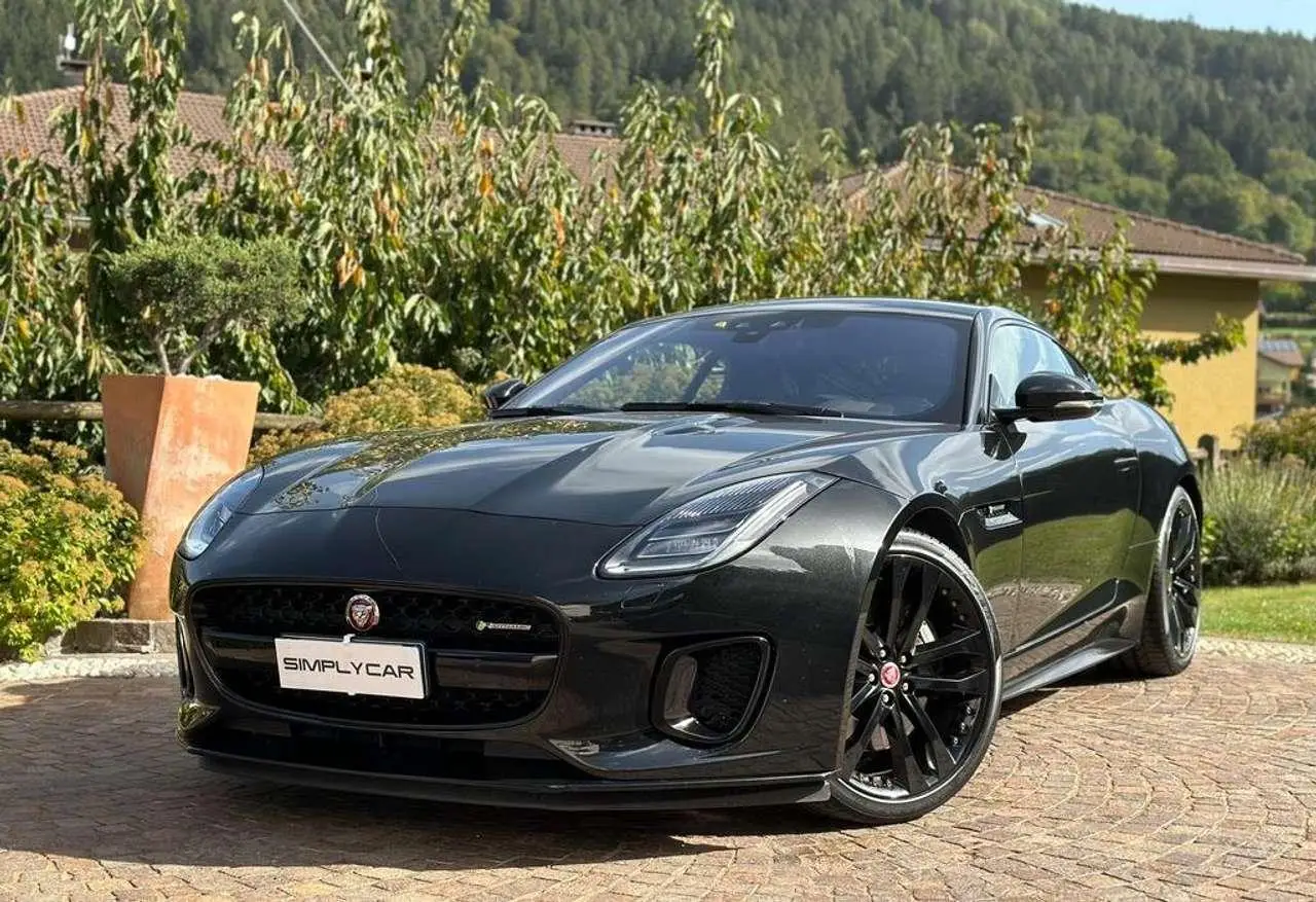 Photo 1 : Jaguar F-type 2020 Petrol