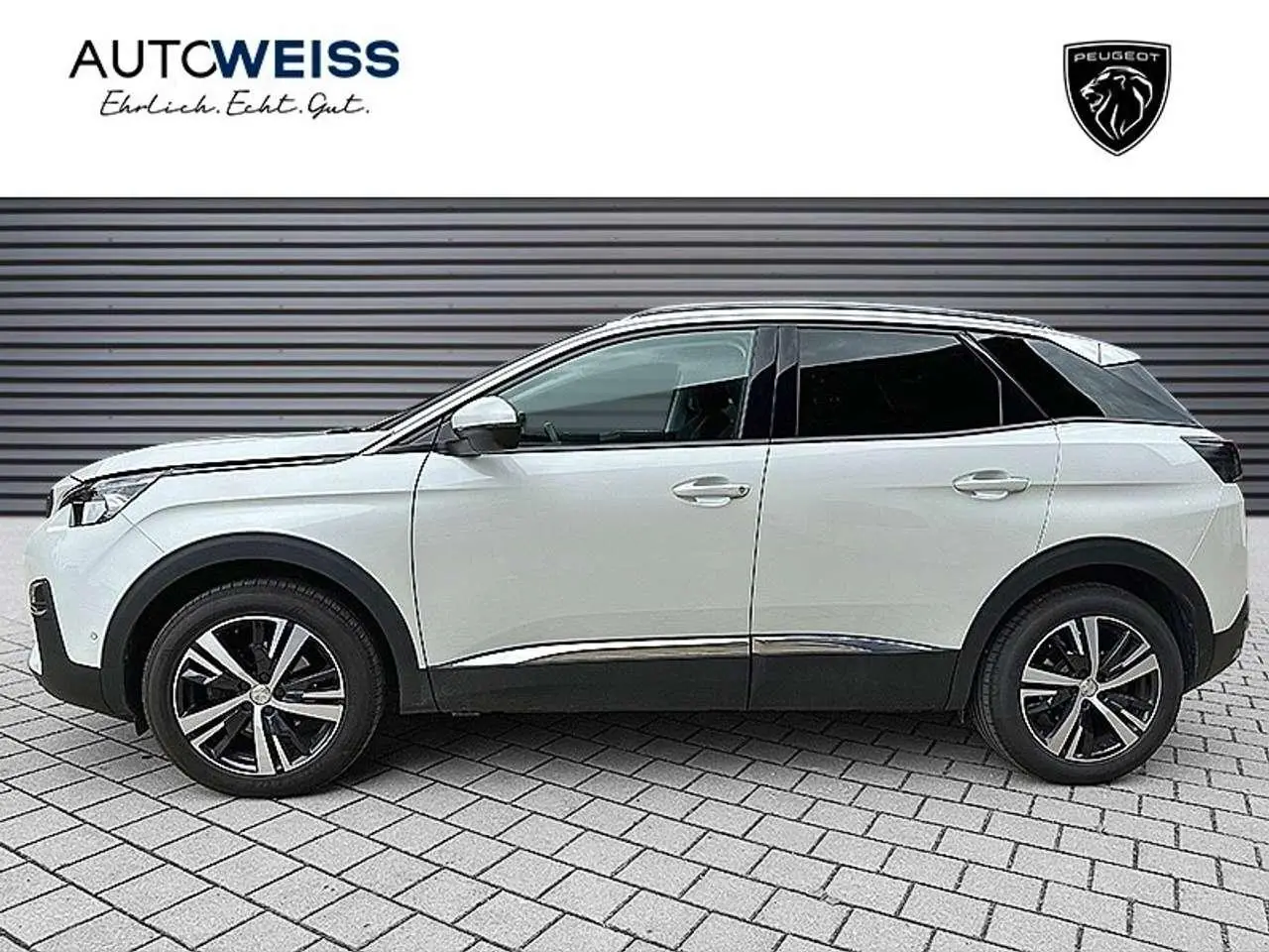 Photo 1 : Peugeot 3008 2020 Essence