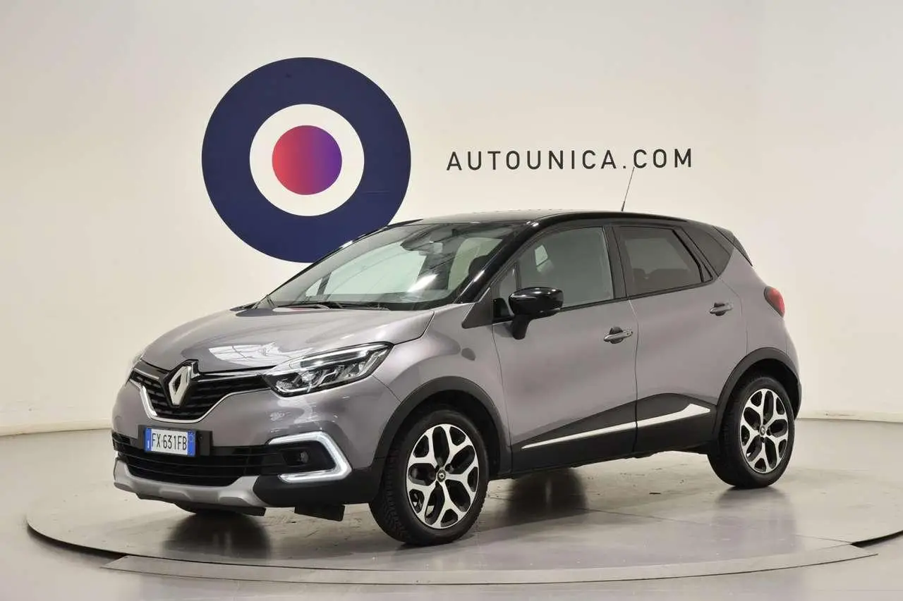 Photo 1 : Renault Captur 2019 Petrol