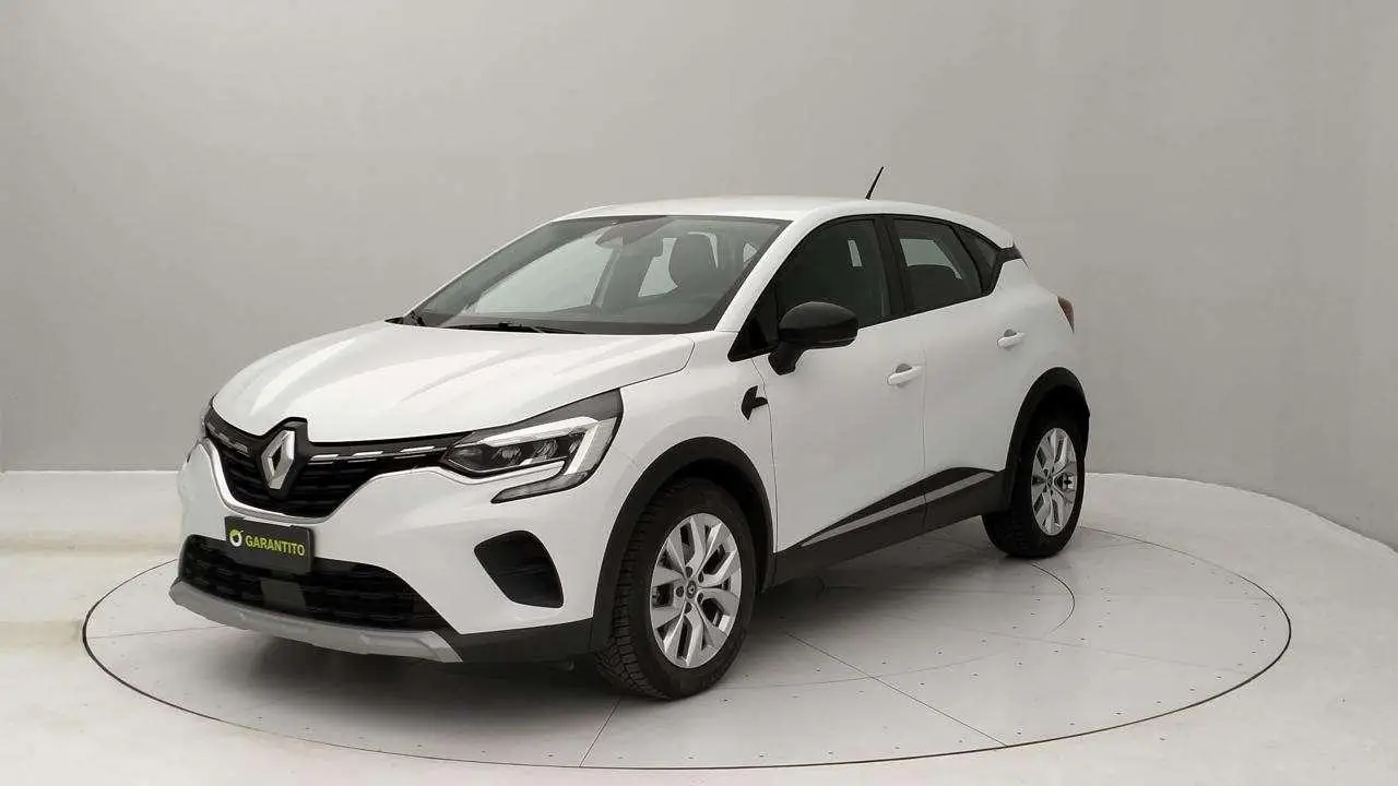 Photo 1 : Renault Captur 2021 Petrol