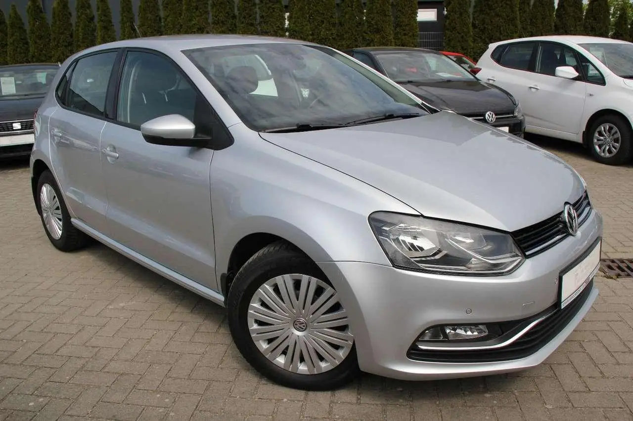 Photo 1 : Volkswagen Polo 2015 Essence