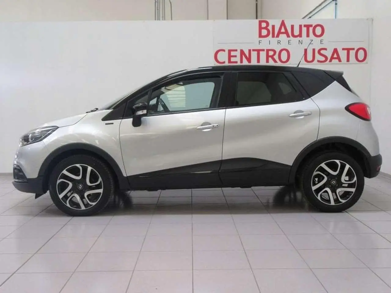 Photo 1 : Renault Captur 2017 Diesel