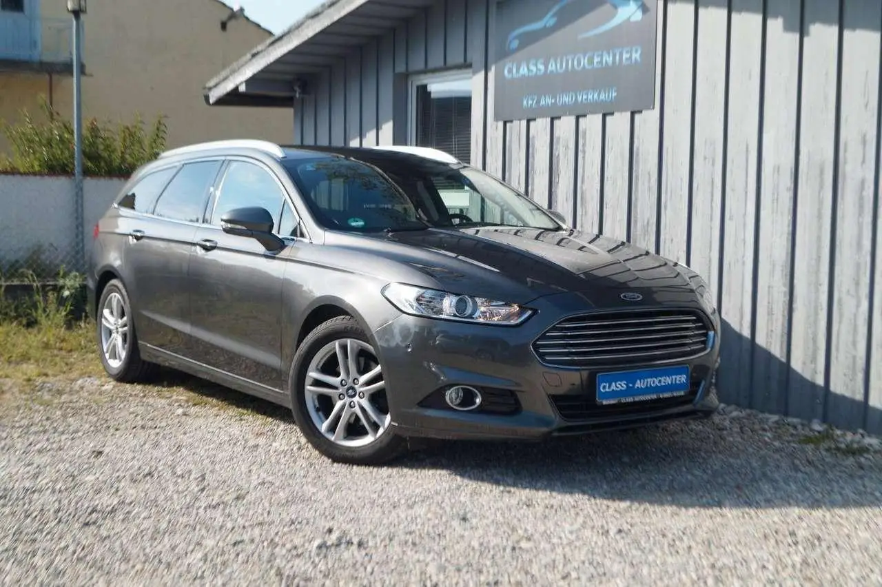 Photo 1 : Ford Mondeo 2018 Essence