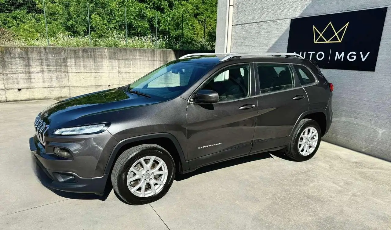 Photo 1 : Jeep Cherokee 2016 Diesel