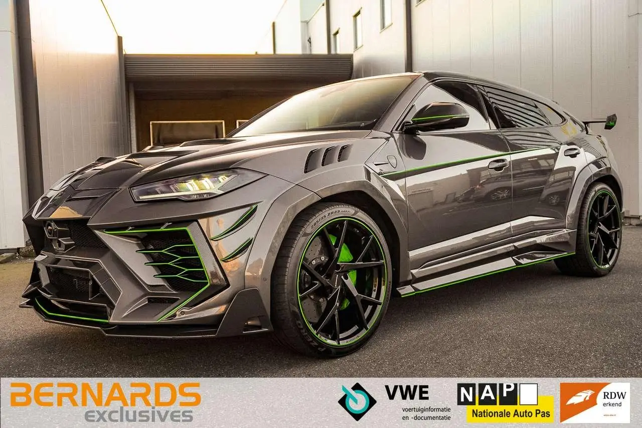 Photo 1 : Lamborghini Urus 2021 Essence