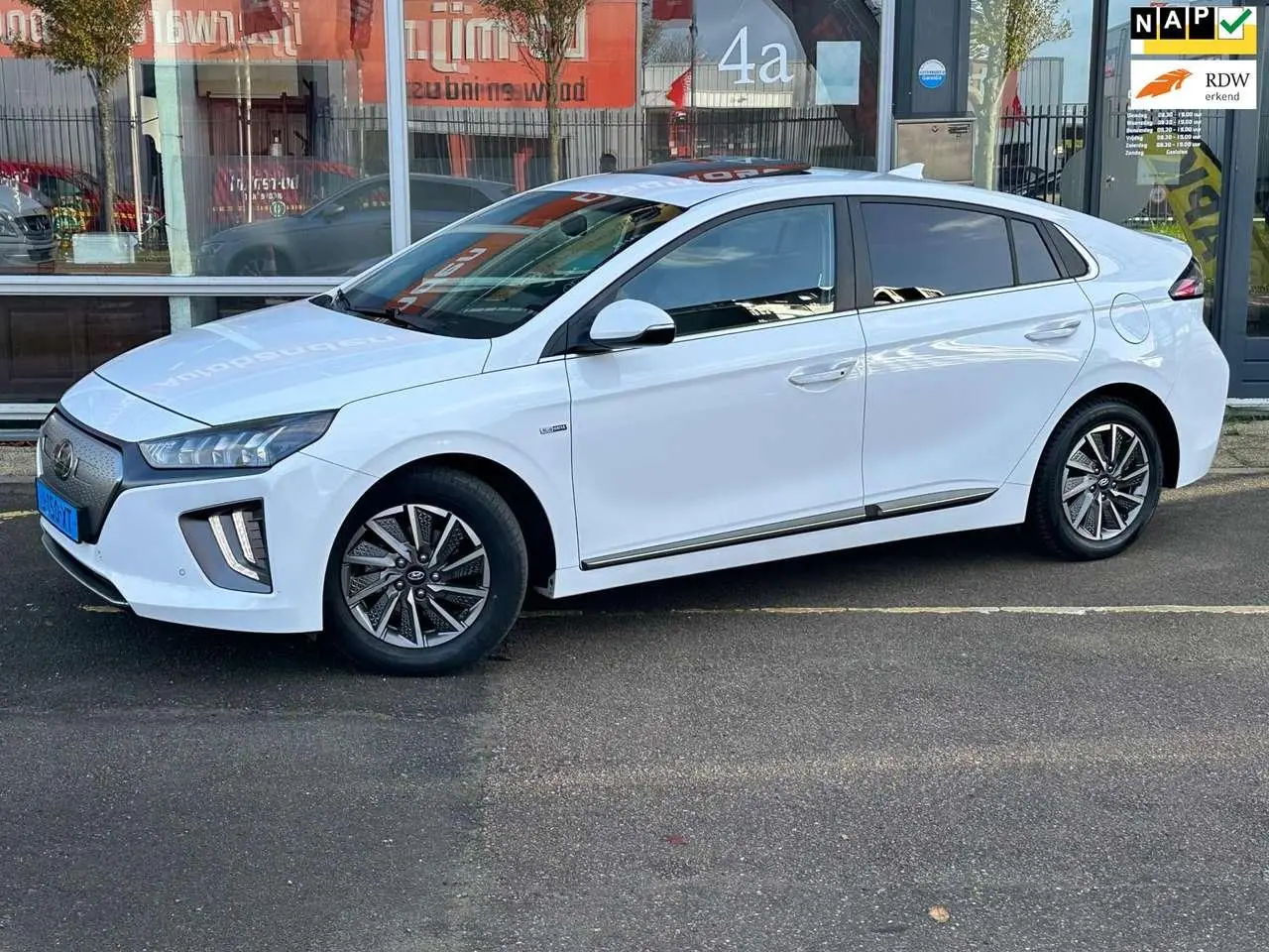 Photo 1 : Hyundai Ioniq 2020 Electric