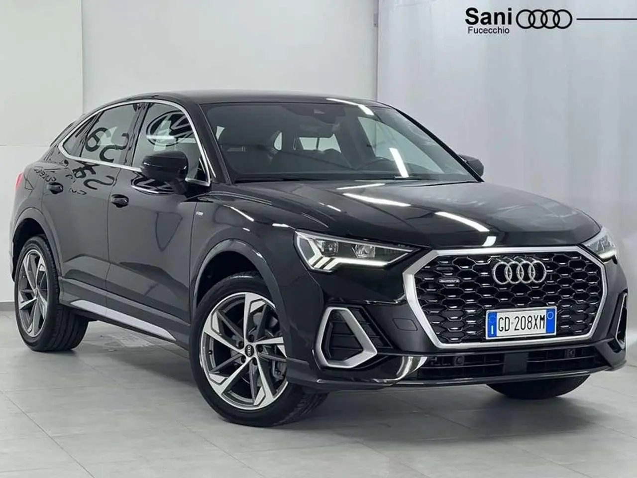 Photo 1 : Audi Q3 2021 Diesel