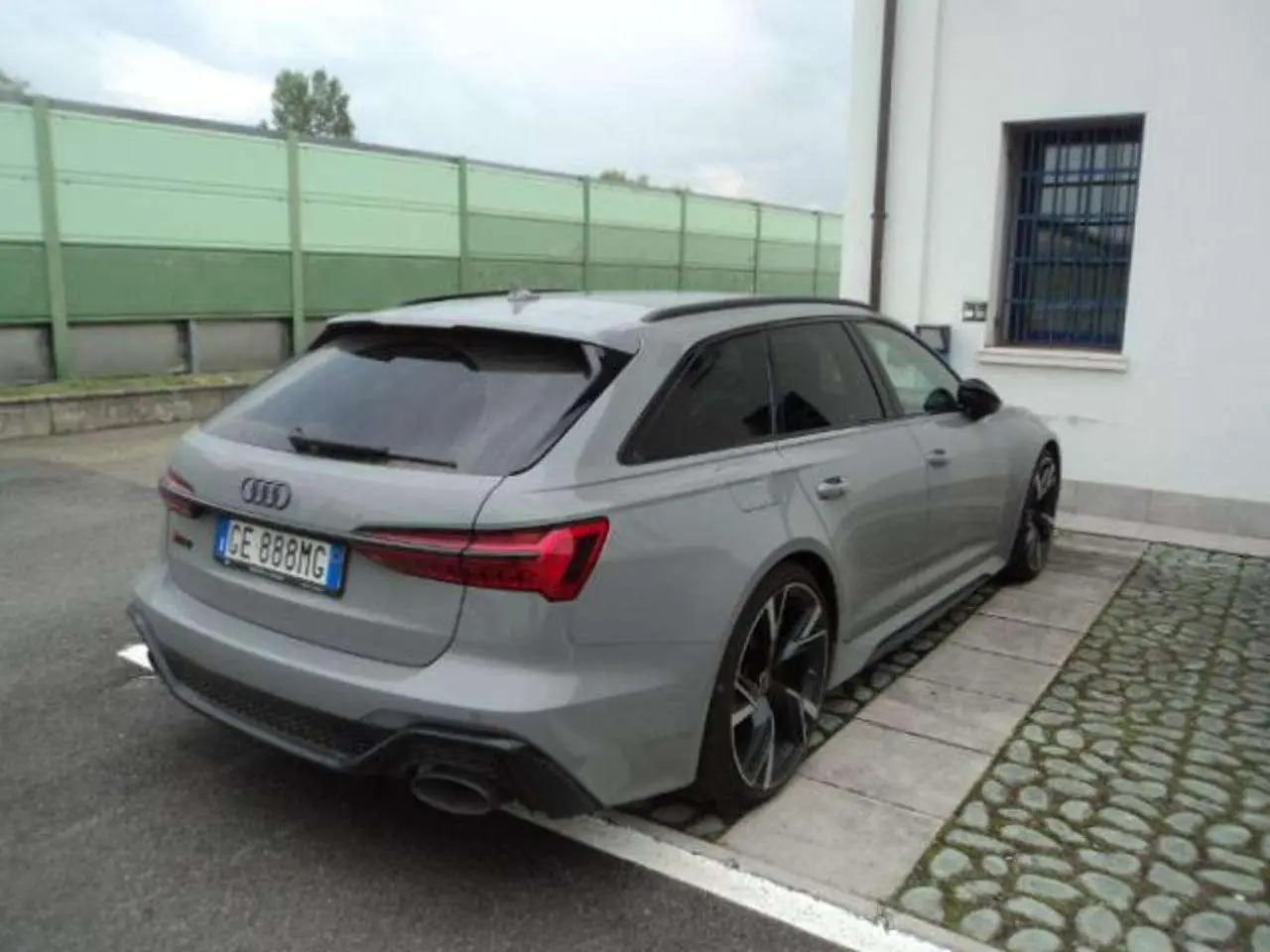 Photo 1 : Audi Rs6 2021 Hybrid