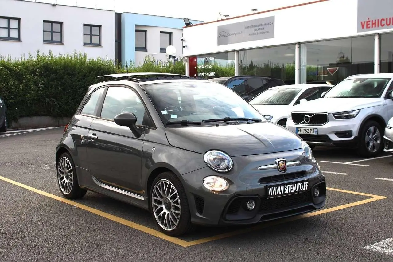 Photo 1 : Abarth 500 2018 Petrol