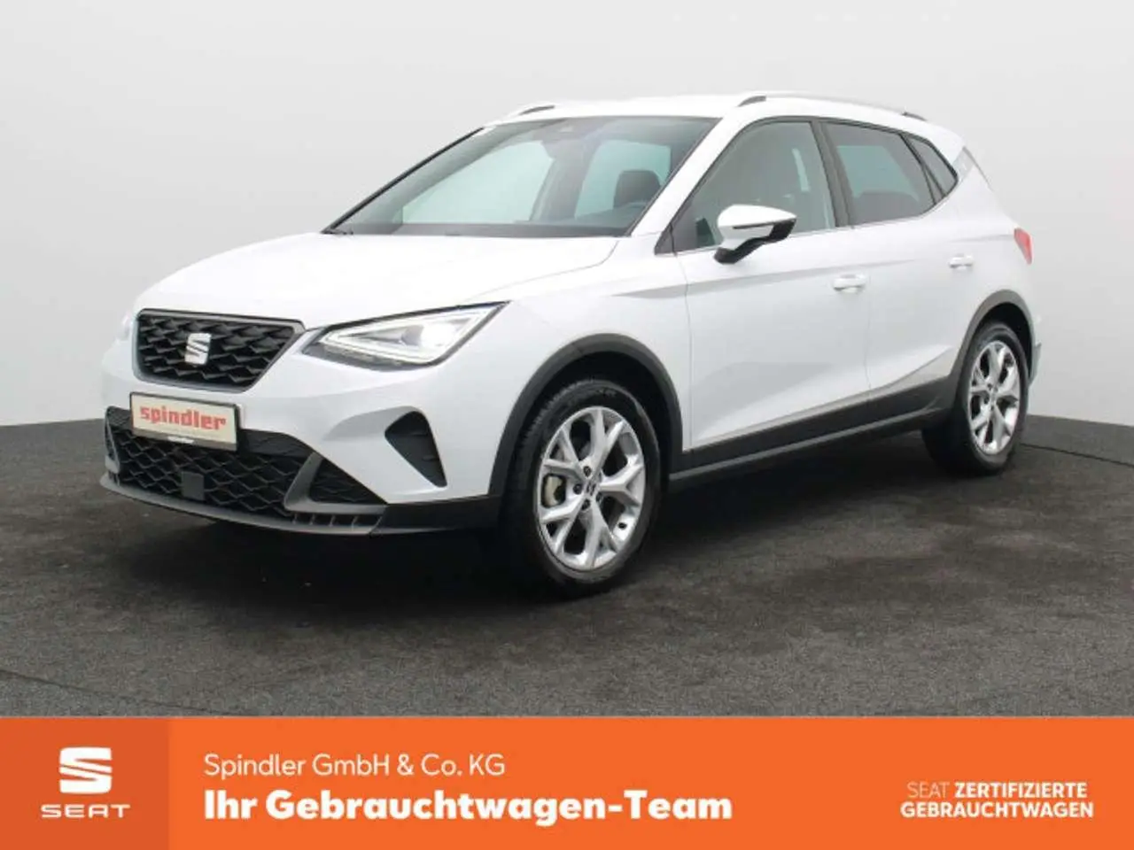 Photo 1 : Seat Arona 2024 Essence