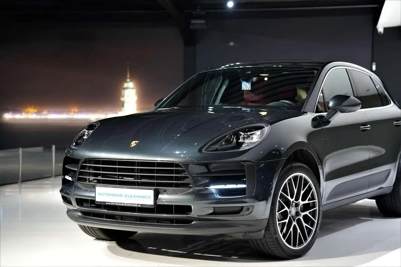 Photo 1 : Porsche Macan 2019 Petrol