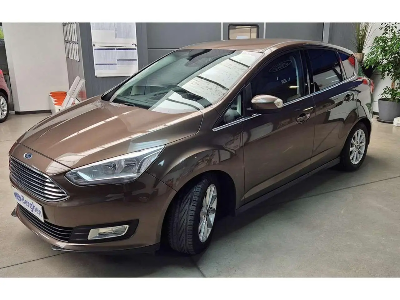 Photo 1 : Ford C-max 2017 Petrol