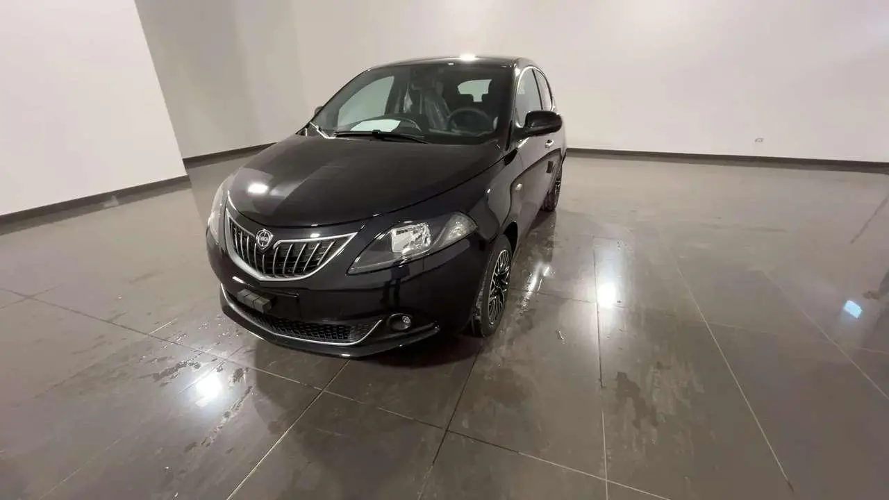 Photo 1 : Lancia Ypsilon 2024 Hybride