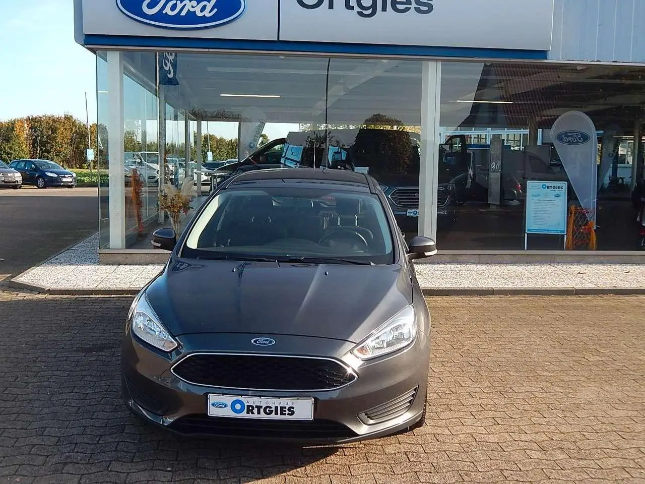 Photo 1 : Ford Focus 2016 Petrol