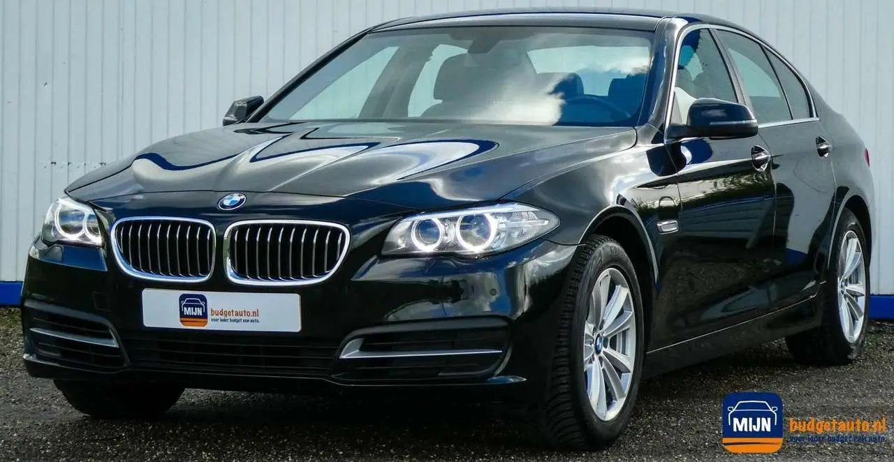 Photo 1 : Bmw Serie 5 2015 Petrol