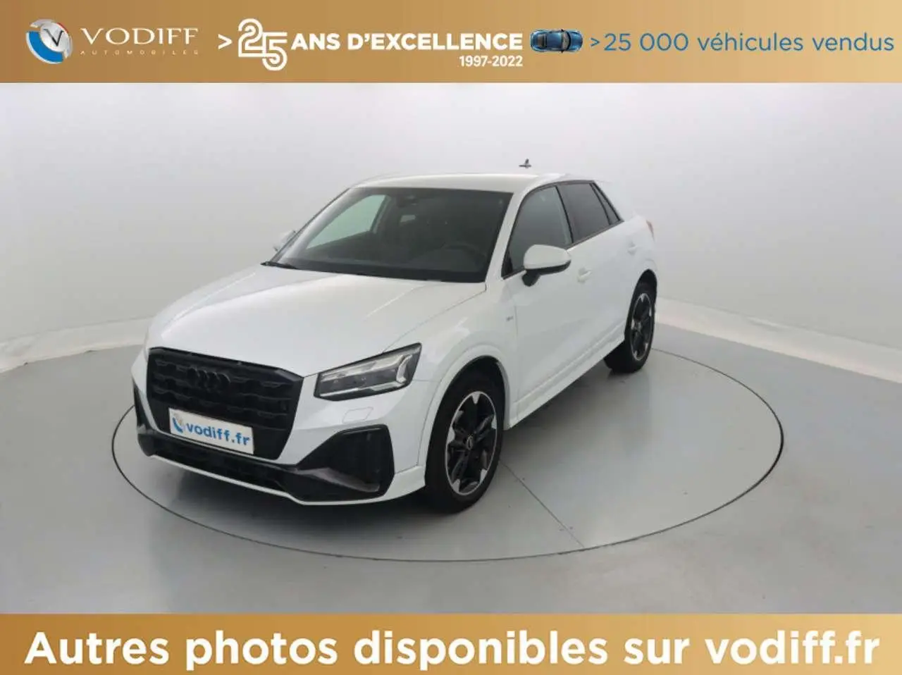 Photo 1 : Audi Q2 2022 Essence