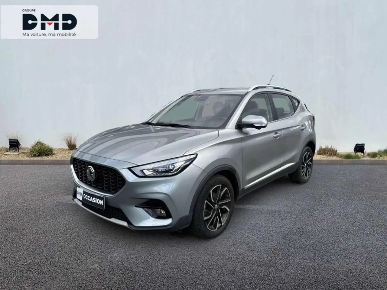 Photo 1 : Mg Zs 2022 Essence