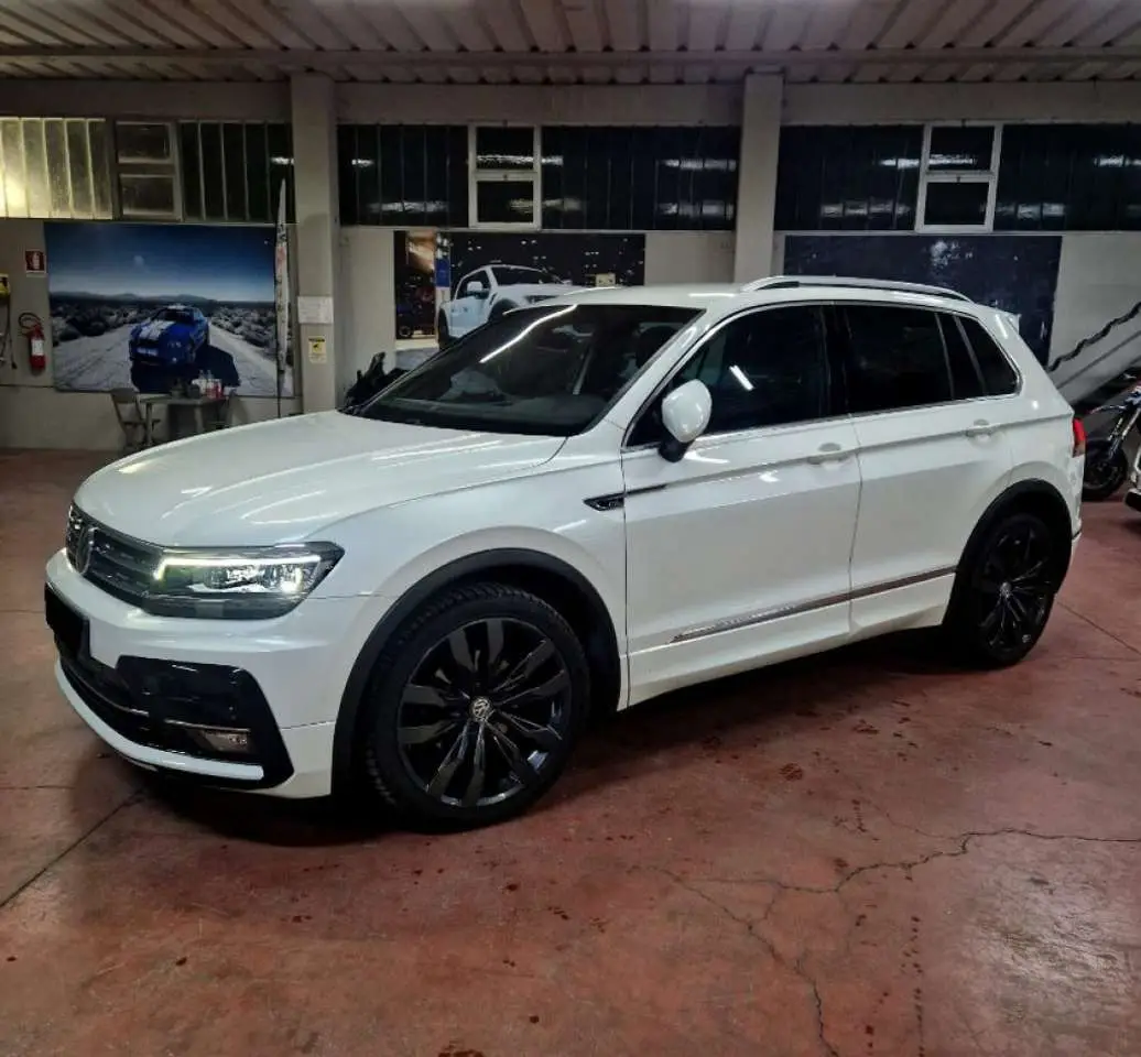 Photo 1 : Volkswagen Tiguan 2018 Diesel