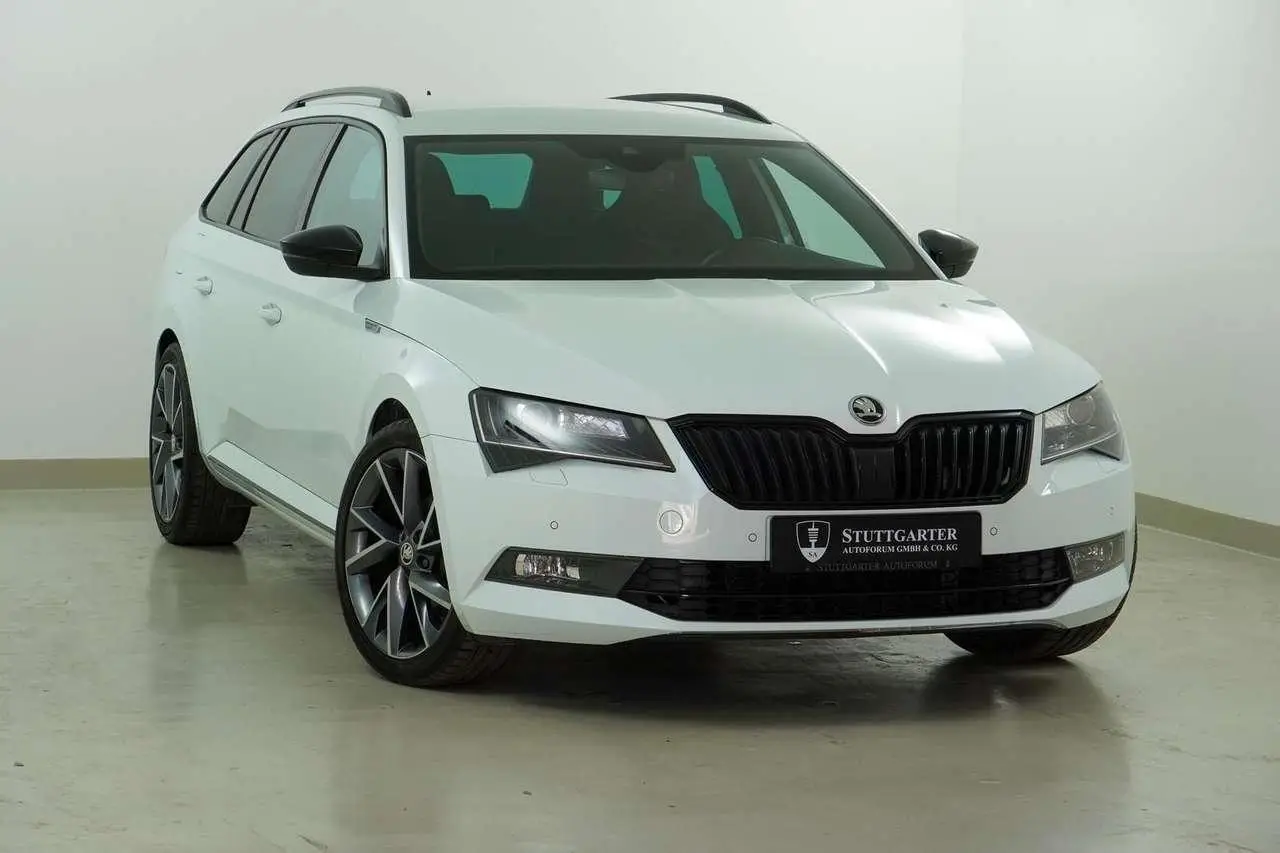 Photo 1 : Skoda Superb 2017 Petrol