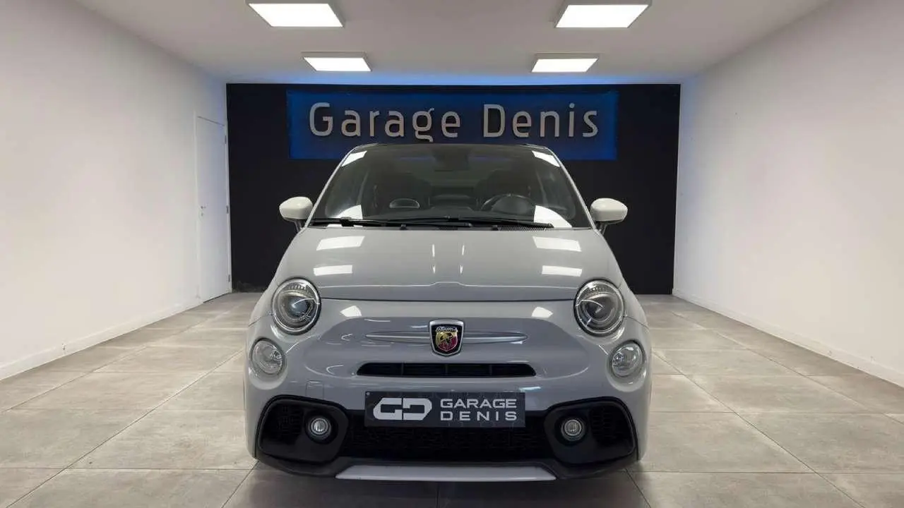 Photo 1 : Abarth 595 2019 Essence