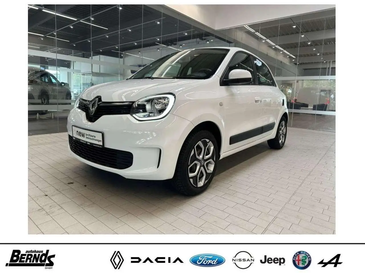 Photo 1 : Renault Twingo 2021 Essence