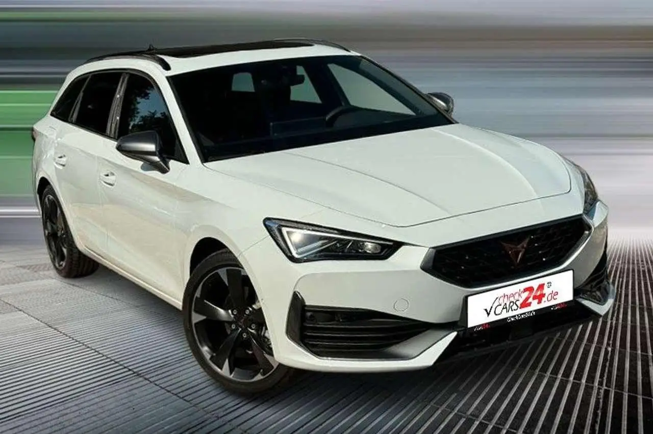 Photo 1 : Cupra Leon 2024 Petrol