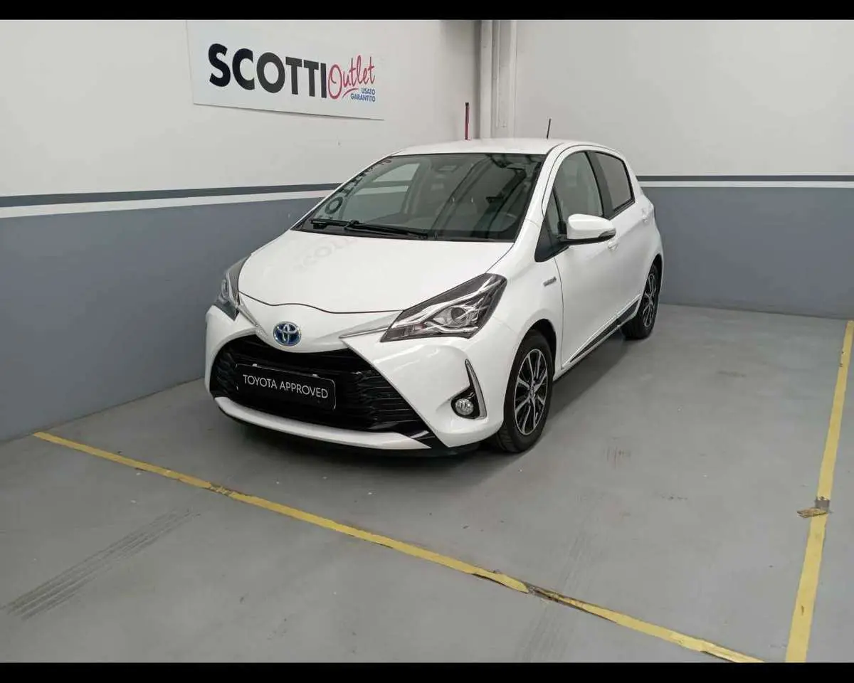 Photo 1 : Toyota Yaris 2020 Hybride