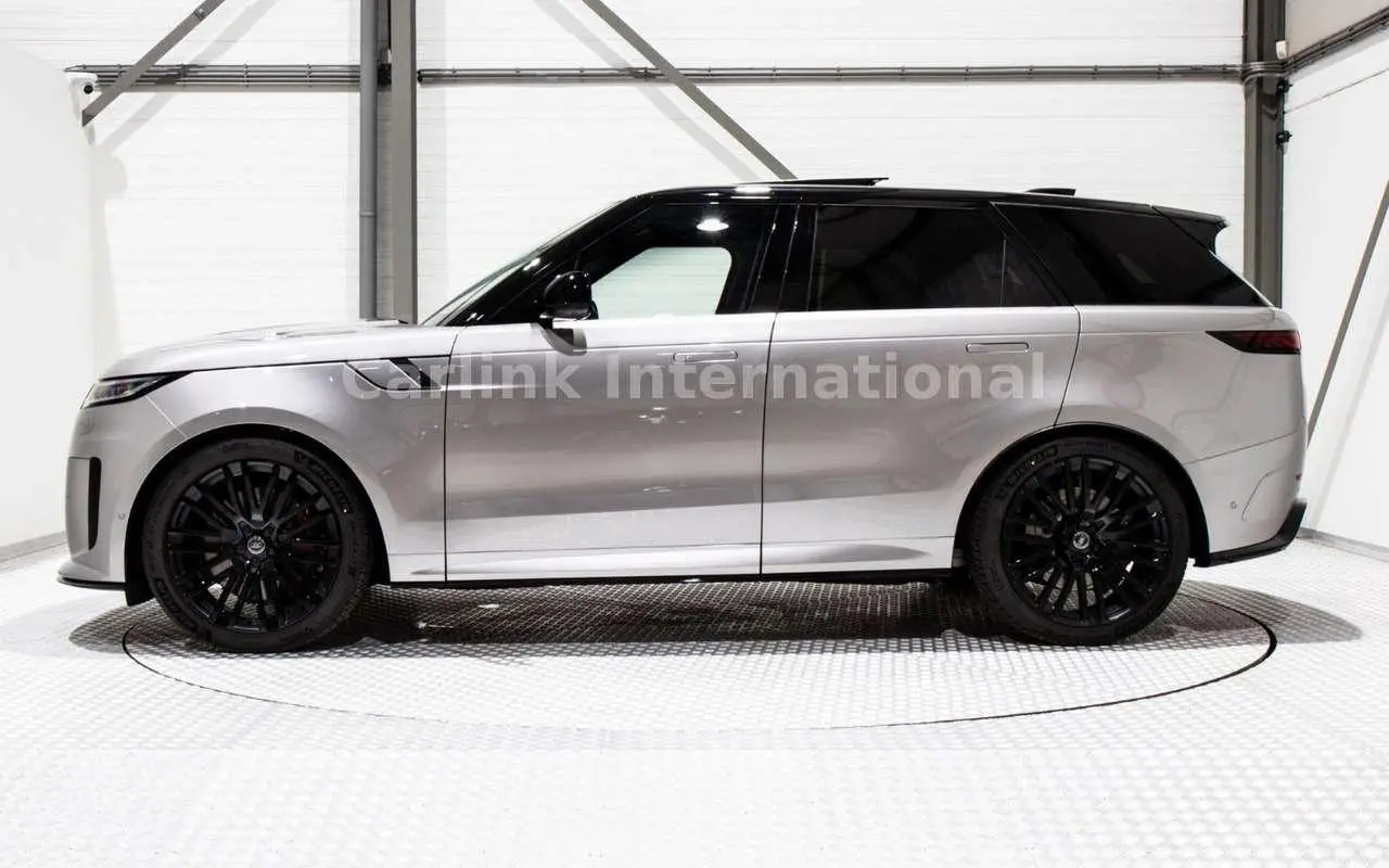 Photo 1 : Land Rover Range Rover Sport 2024 Essence