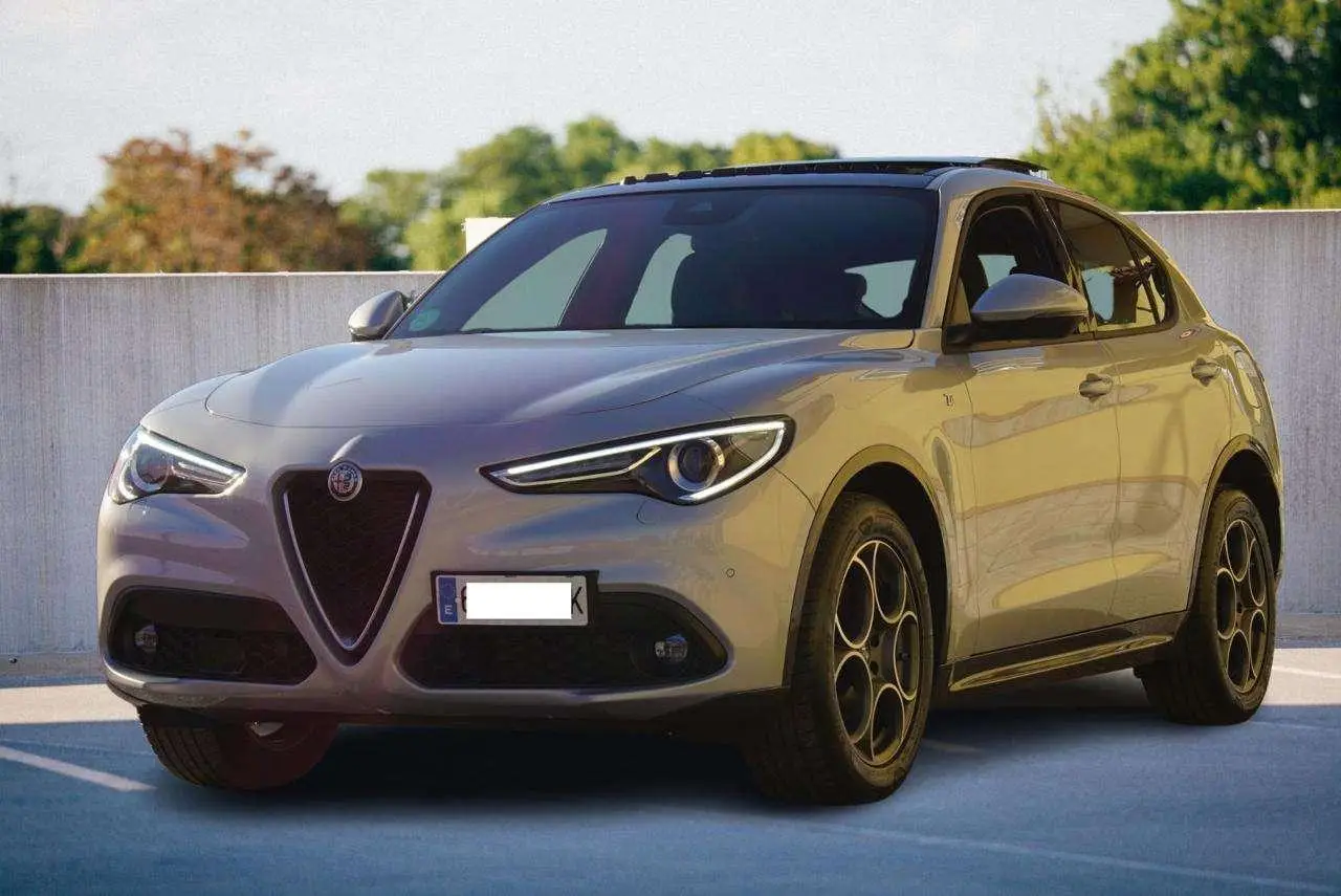 Photo 1 : Alfa Romeo Stelvio 2022 Diesel