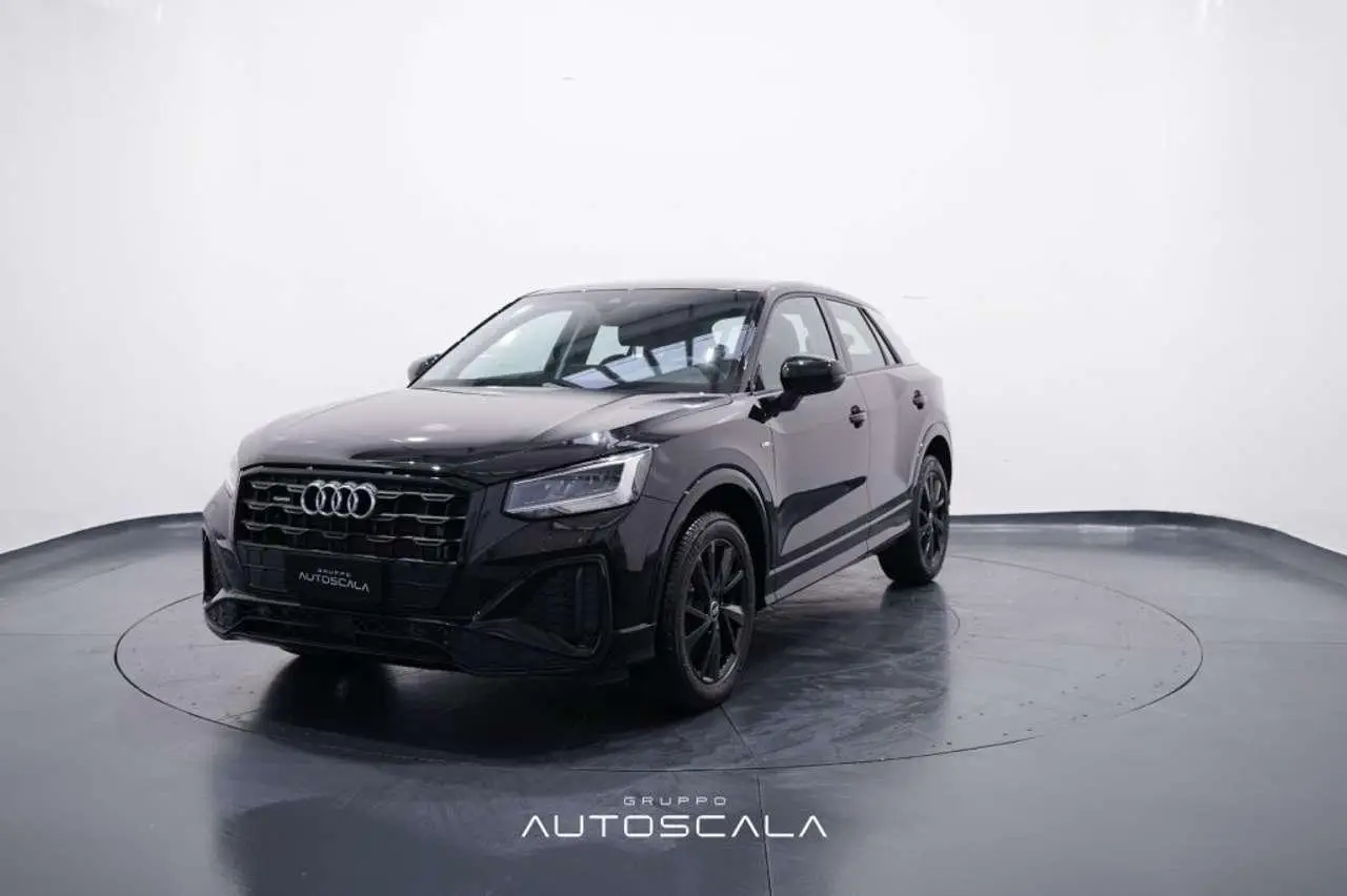 Photo 1 : Audi Q2 2023 Diesel