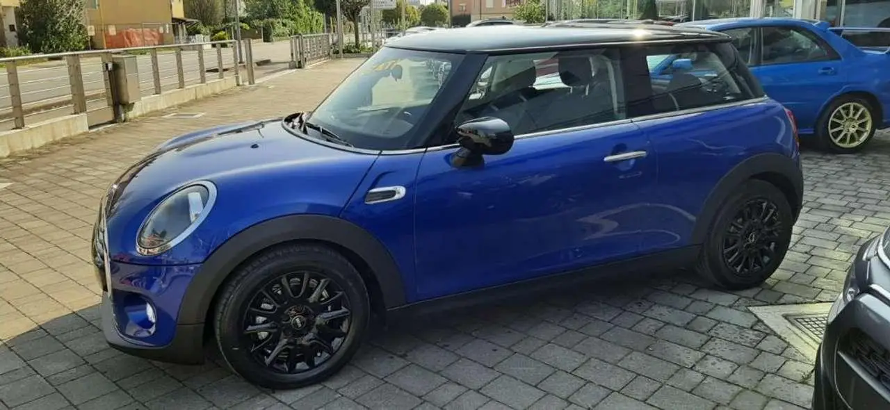 Photo 1 : Mini One 2021 Petrol