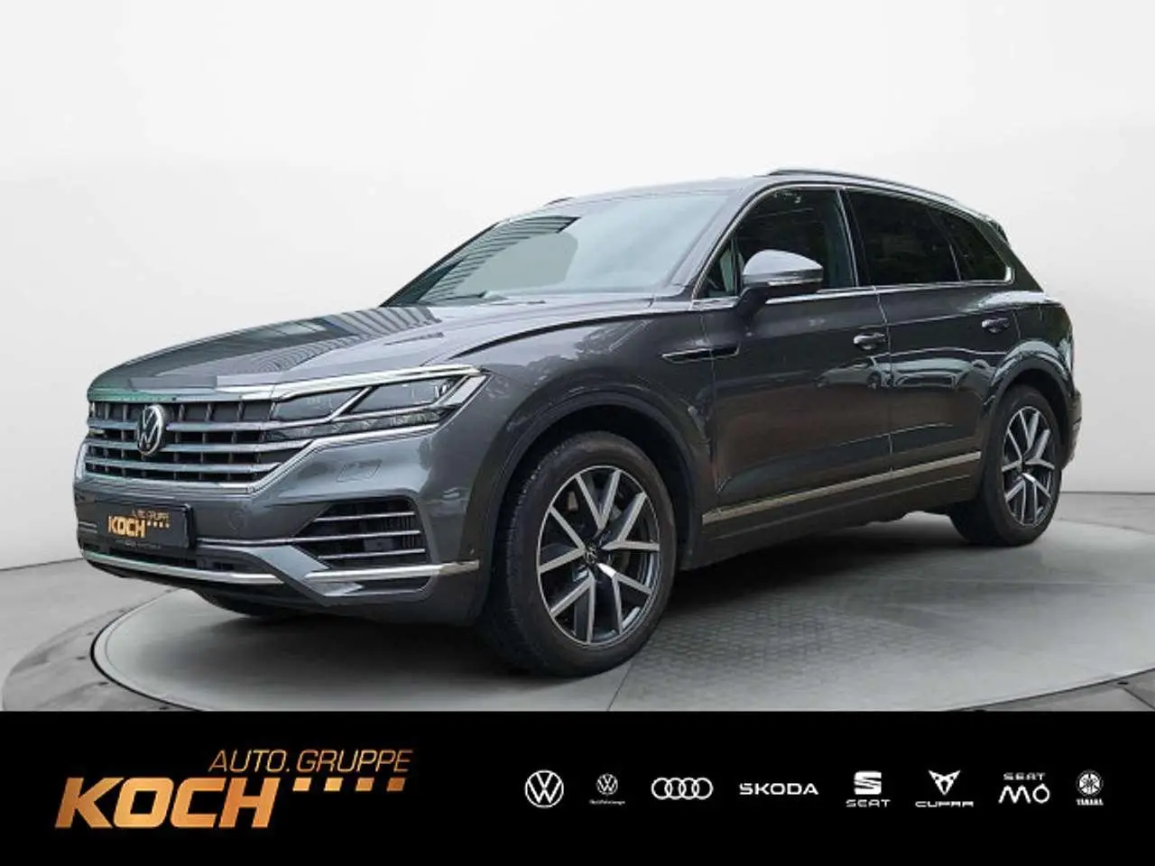 Photo 1 : Volkswagen Touareg 2021 Hybrid