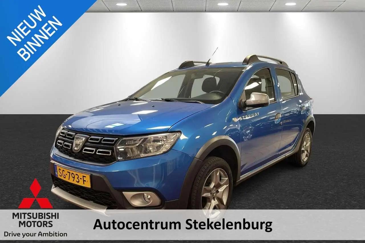 Photo 1 : Dacia Sandero 2018 Petrol