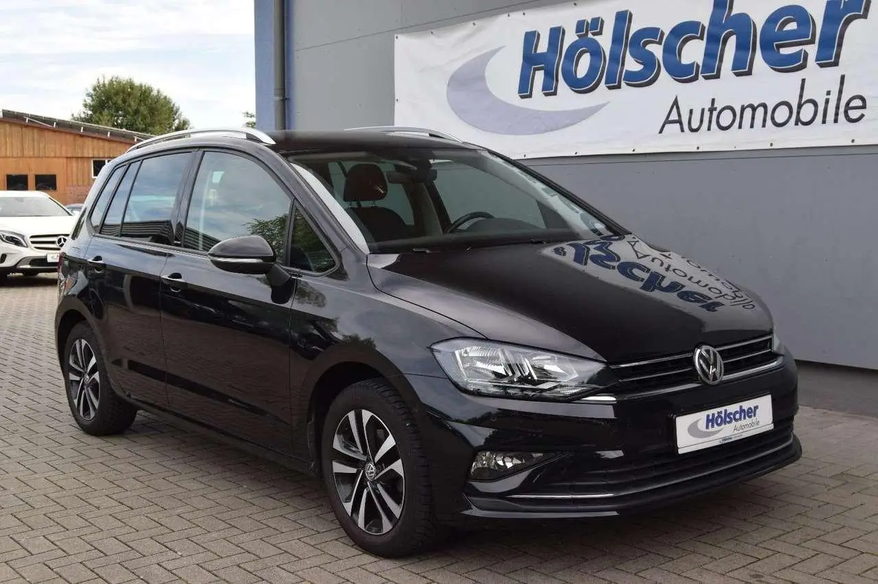 Photo 1 : Volkswagen Golf 2020 Petrol