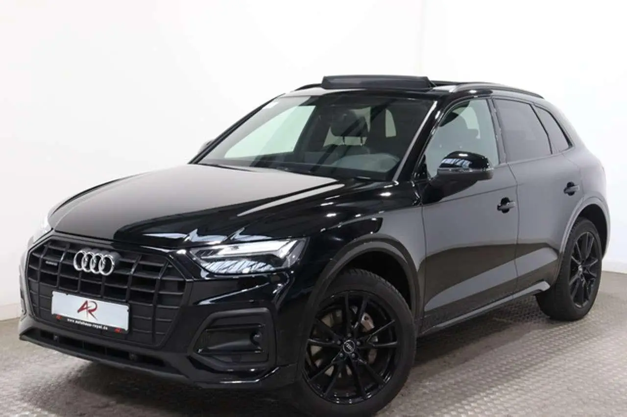 Photo 1 : Audi Q5 2021 Petrol