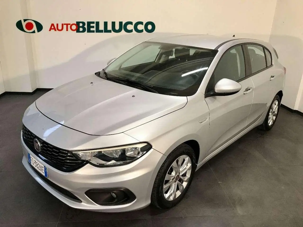 Photo 1 : Fiat Tipo 2016 Petrol