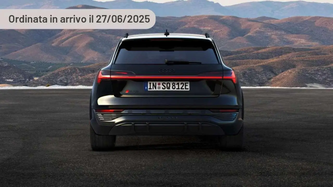 Photo 1 : Audi Q8 2024 Electric