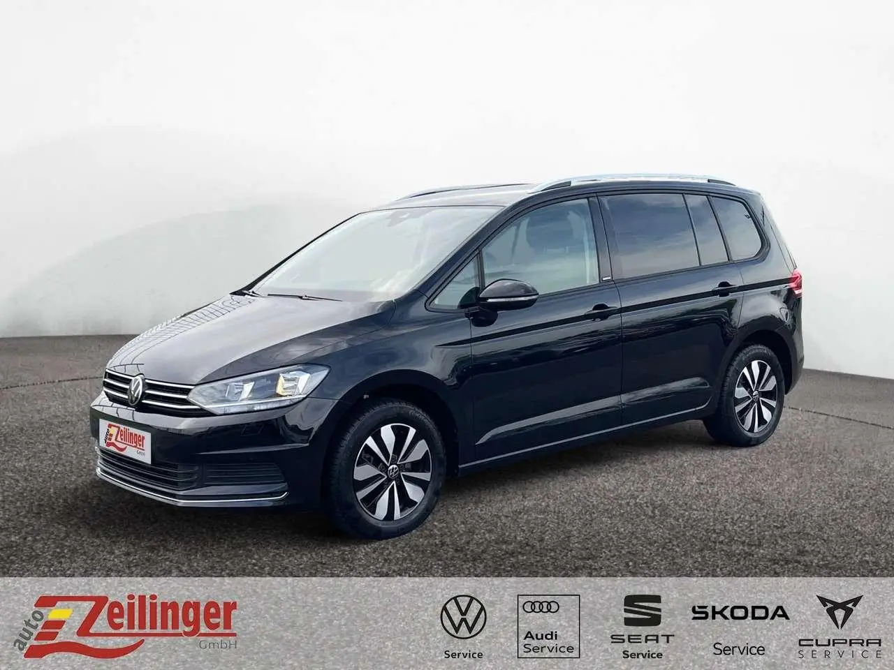 Photo 1 : Volkswagen Touran 2024 Petrol