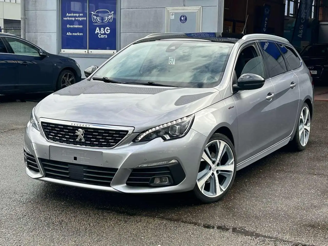 Photo 1 : Peugeot 308 2018 Essence