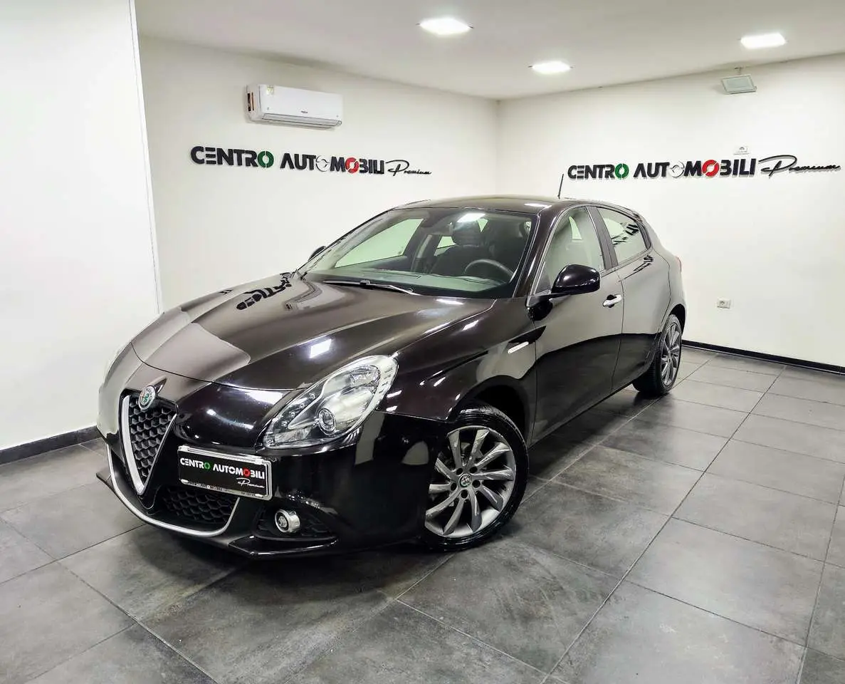 Photo 1 : Alfa Romeo Giulietta 2019 Diesel