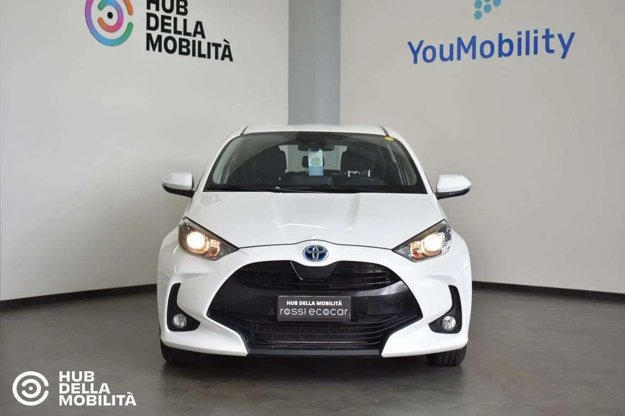 Photo 1 : Toyota Yaris 2021 Hybrid